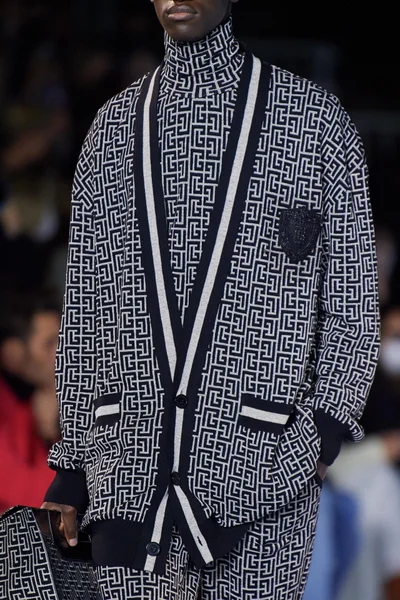 Look 69